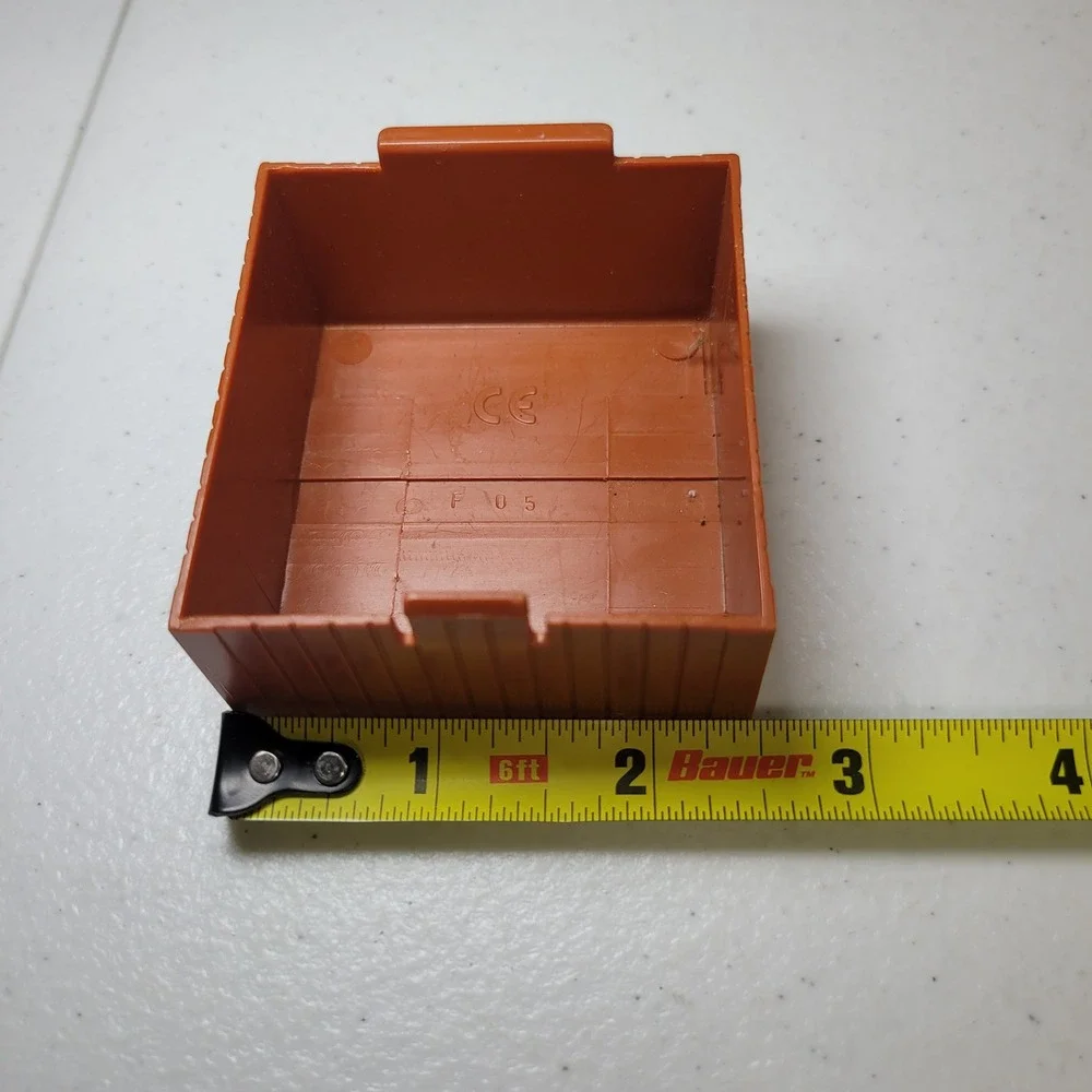Thomas Friends Trackmaster Brown Cargo‎ Crate Replacement Box Half Plastic 2pc